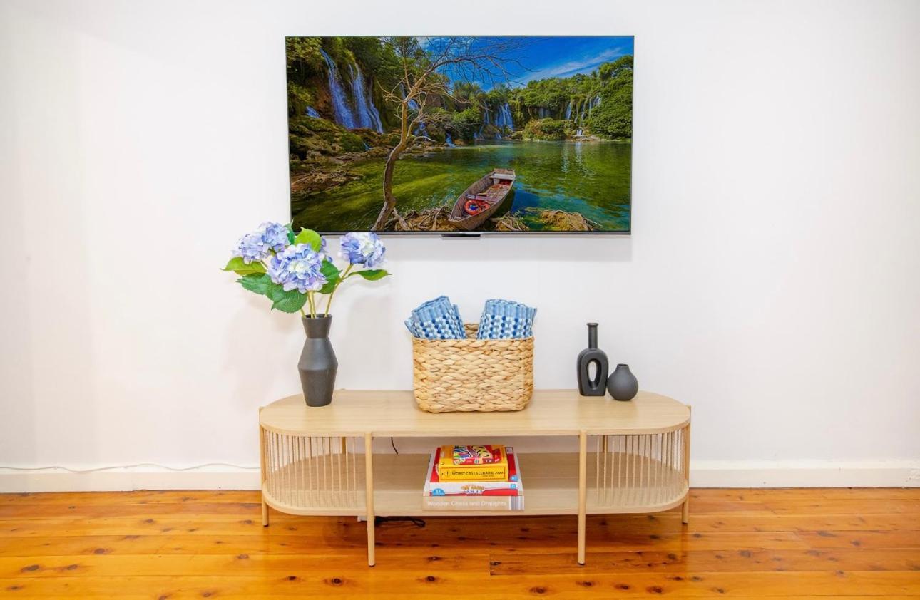 Ocean Retreat, Unbeatable Location, Family & Couple Friendly * Sydney