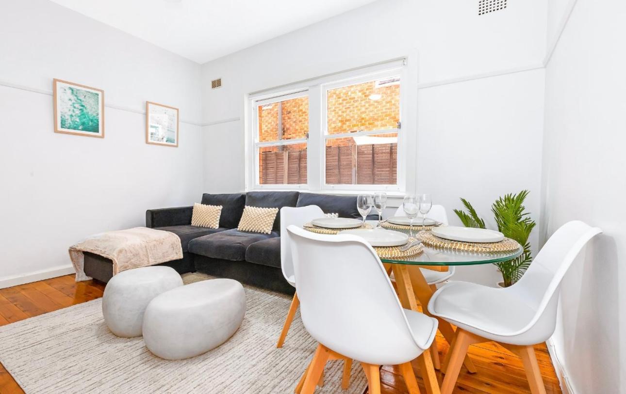 Ocean Retreat, Unbeatable Location, Family & Couple Friendly Apartment